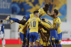 包含里尔迎葡超关键赛，加时末段门线救险，球迷炸锅，年轻球员得到机会的词条九游游戏集合