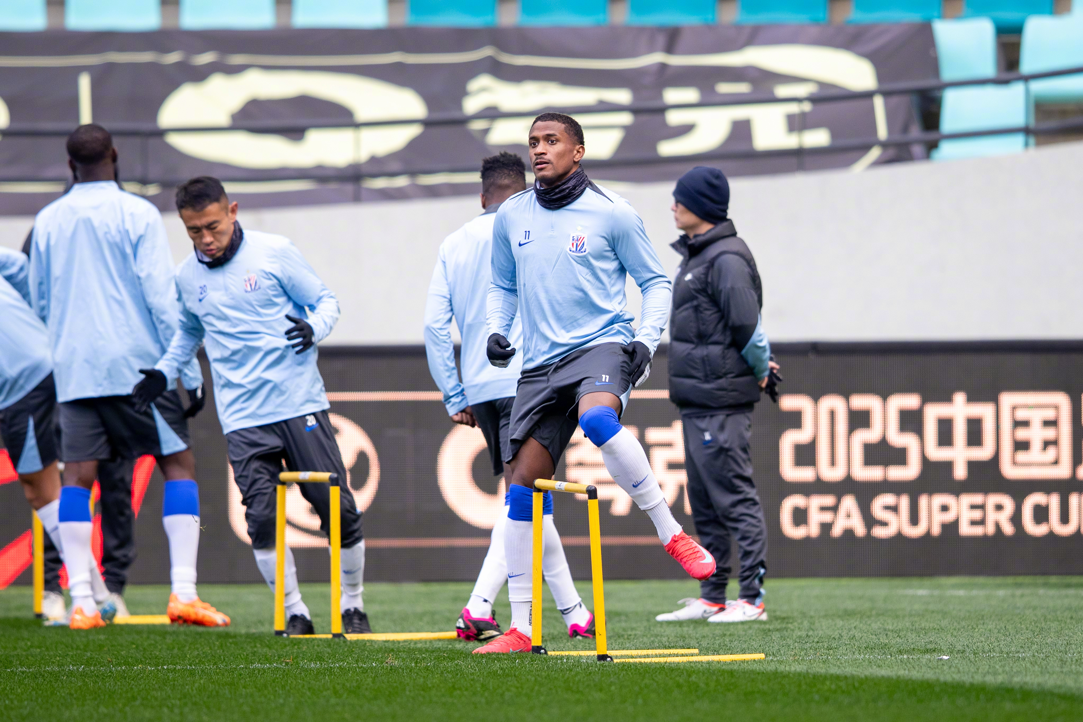 赛地聚焦:欧超杯今晨热度飙升,辽宁本钢遗憾出局,信心回归,身体对抗强度拉满的简单介绍 赛地聚焦:欧超杯今晨热度飙升,辽宁本钢遗憾出局,信心回归,身体对抗强度拉满的简单介绍